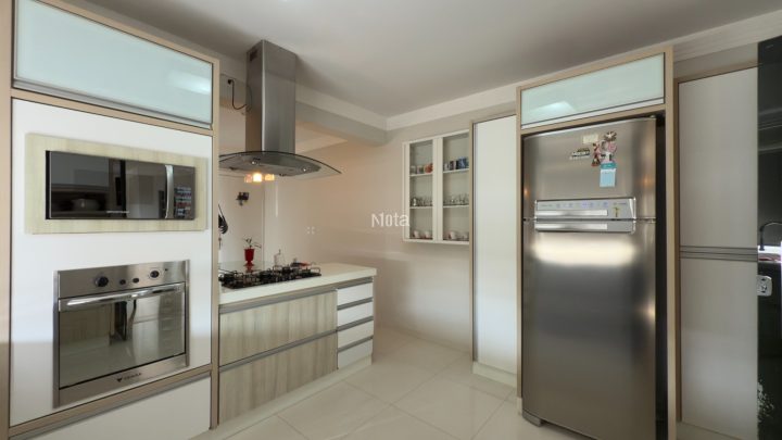APARTAMENTO - ZONA 1