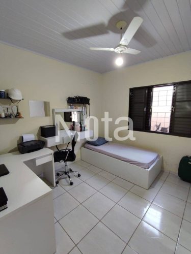 CASA - JARDIM UNIVERSIDADE 
