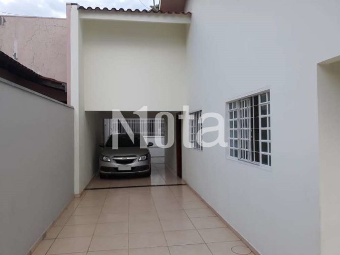 CASA - RESIDENCIAL AMÉRICA I 