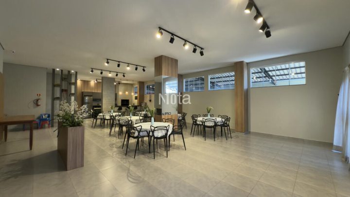 APARTAMENTO - ZONA DE ARMAZÉM