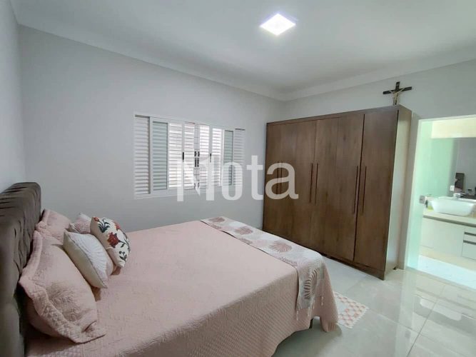 CASA - JARDIM MARINGÁ