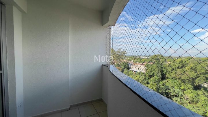 APARTAMENTO - ZONA DE ARMAZEM 