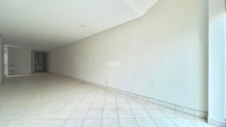 SALA COMERCIAL - ZONA 1 