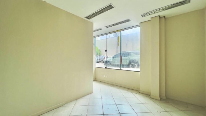 SALA COMERCIAL - ZONA 1 