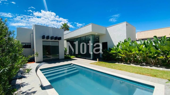 CASA - RESIDENCIAL NOVA ITÁLIA 