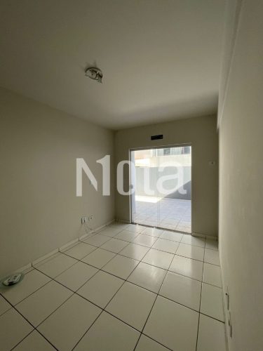 APARTAMENTO - ZONA 2