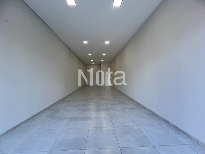 SALA COMERCIAL - ZONA 1 