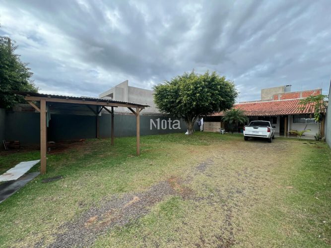 CASA - RESIDENCIAL DAS ARAUCÁRIAS 