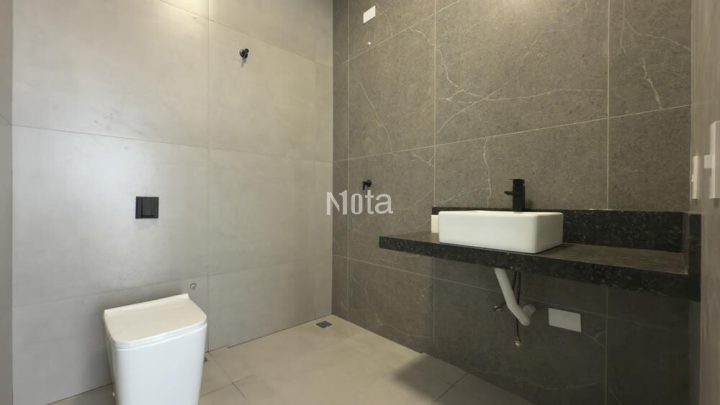 SOBRADO - RESID. ATLÂNTICO II 