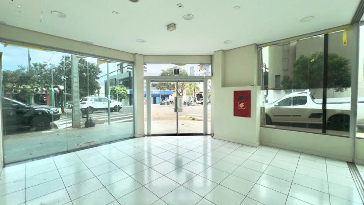 SALA COMERCIAL - ZONA 1 