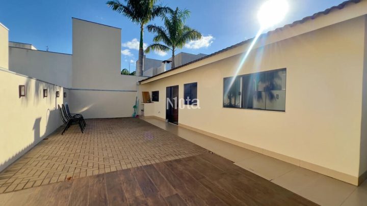 CASA - CONDOMÍNIO IPANEMA