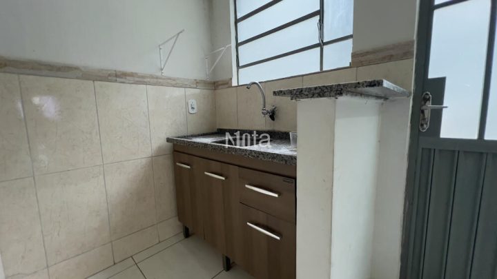 SALÃO COMERCIAL