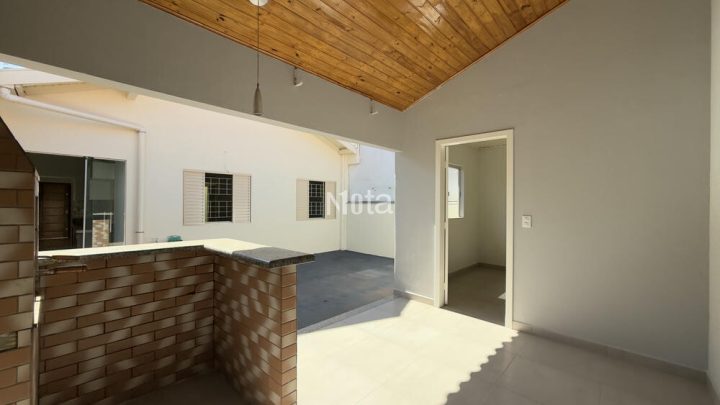 CASA - RESIDENCIAL VIVIANI