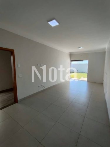 CASA - RESIDENCIAL  VIVIANE