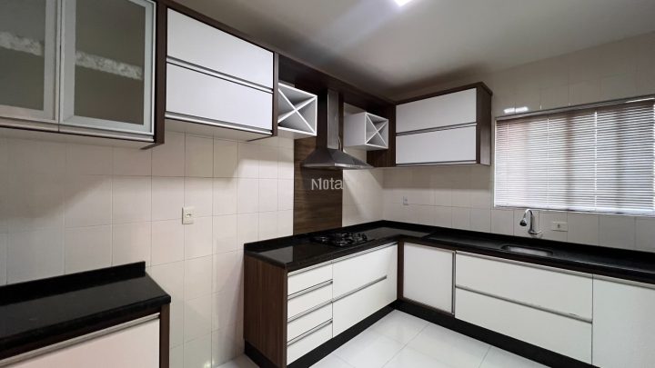 APARTAMENTO -  ZONA DE ARMAZEM