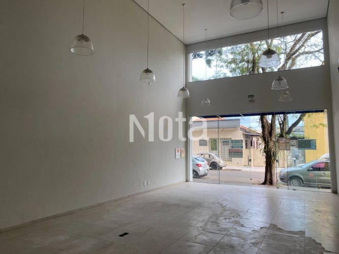 SALA COMERCIAL