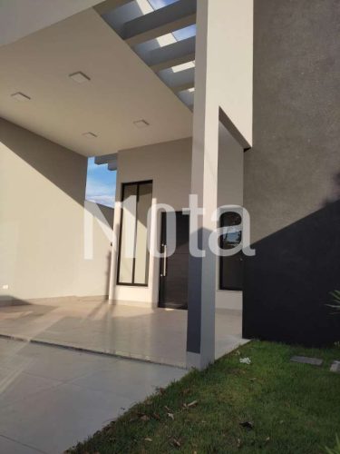 CASA - JARDIM UNIVERSIDADE III