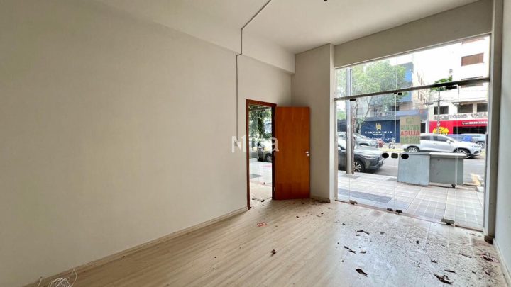 SALA COMERCIAL - ZONA 1 