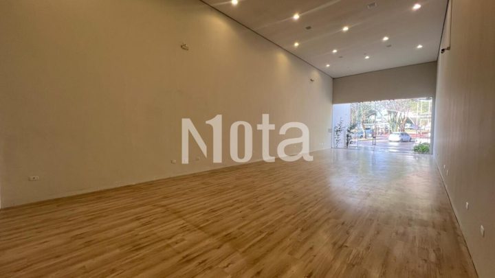 SALAO COMERCIAL