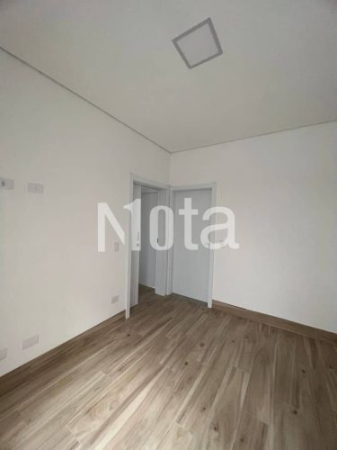 CASA - CONDOMÍNIO FECHADO 