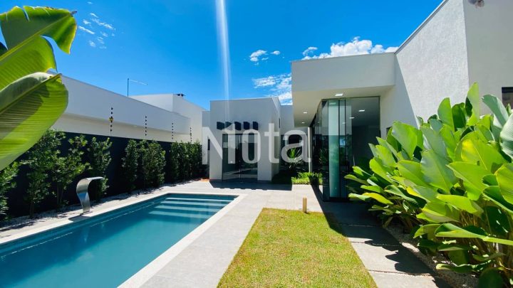 CASA - RESIDENCIAL NOVA ITÁLIA 