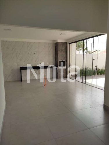CASA - RESIDENCIAL VENEZA