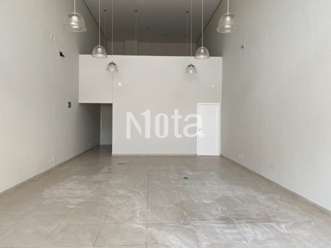 SALA COMERCIAL