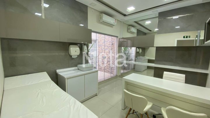 SALA COMERCIAL - ZONA 1 