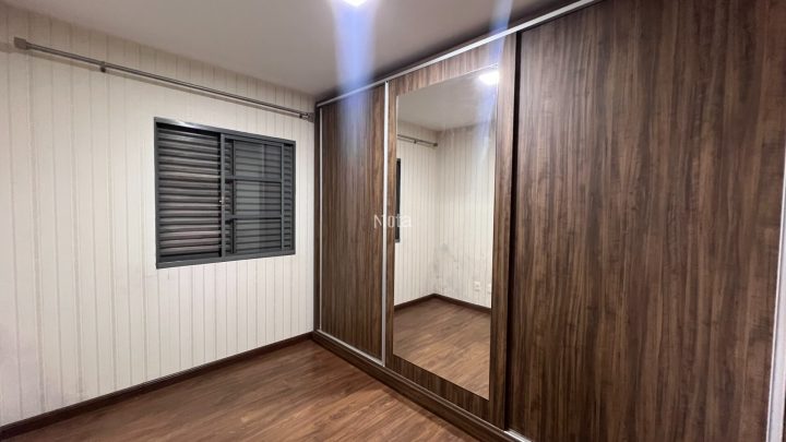APARTAMENTO -  ZONA DE ARMAZEM