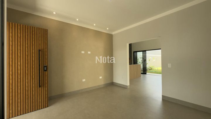 CASA - RESIDENCIAL VENEZA 