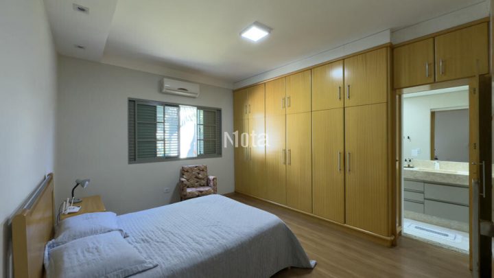 CASA - JARDIM UNIVERSIDADE 