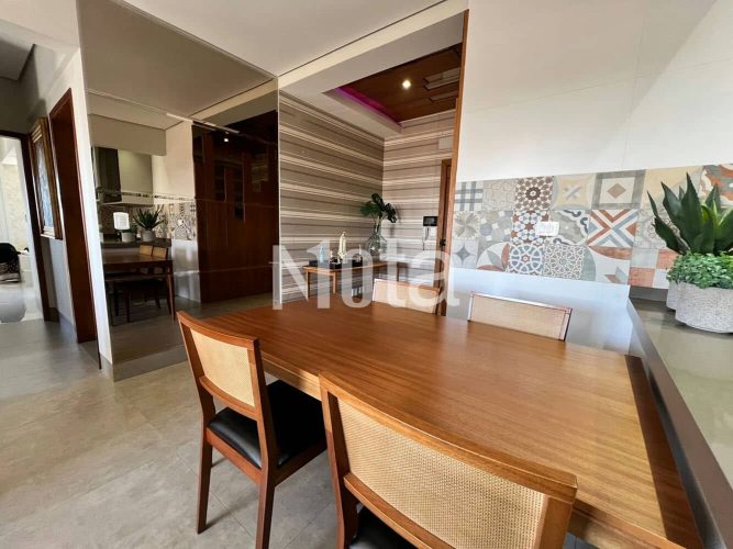 APARTAMENTO - ZONA 1 