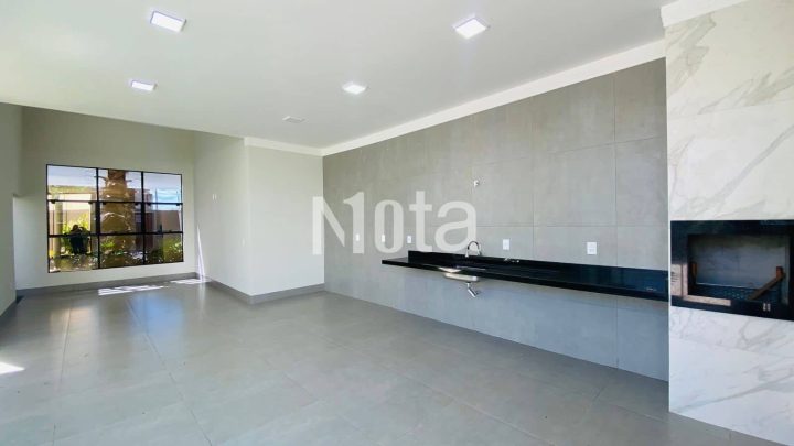CASA - RESIDENCIAL NOVA ITÁLIA 