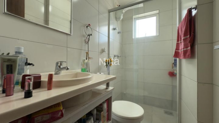 APARTAMENTO - ZONA 2