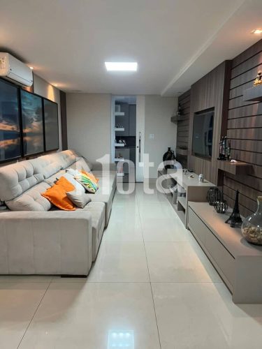 APARTAMENTO - ZONA 1 