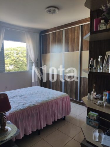 APARTAMENTO - ZONA 1