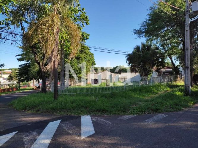 TERRENO - JARDIM PEDRO MOREIRA 