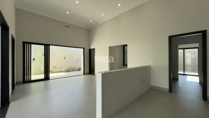 CASA - RESIDENCIAL VENEZA 