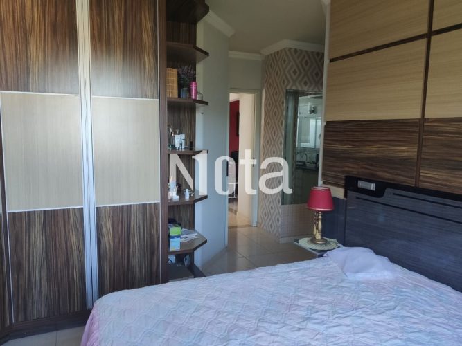 APARTAMENTO - ZONA 1