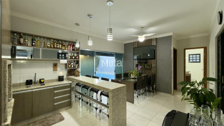 CASA - JARDIM ATLÂNTICO 