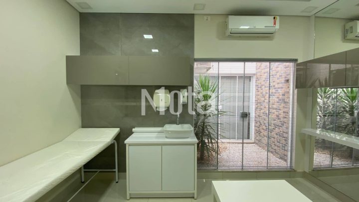 SALA COMERCIAL - ZONA 1 