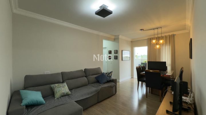APARTAMENTO - ZONA DE ARMAZÉM