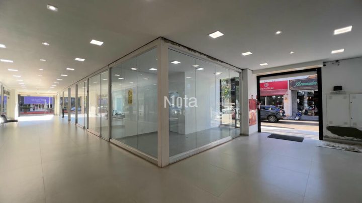 SALA COMERCIAL - ZONA 1 