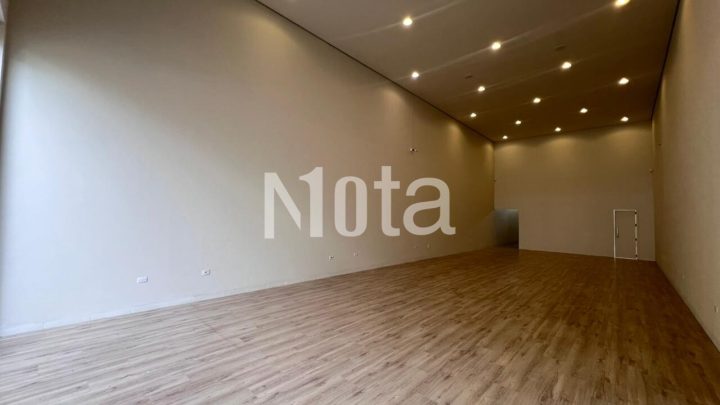 SALAO COMERCIAL