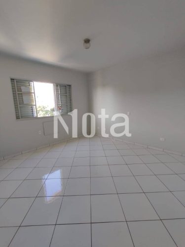 APARTAMENTO  -  ZONA 1 