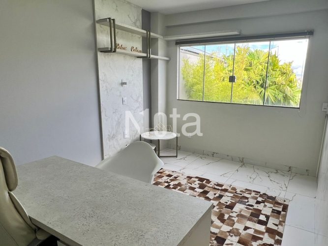 SALA COMERCIAL - ZONA 2