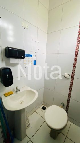 SALA COMERCIAL