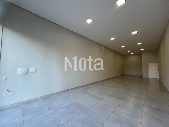 SALA COMERCIAL - ZONA 1 