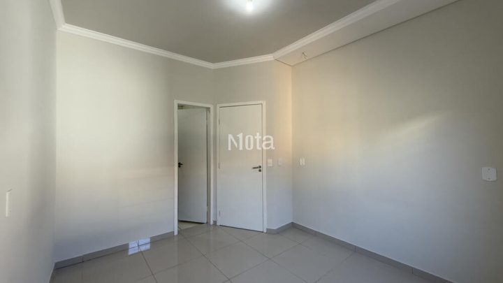 CASA - RESIDENCIAL VIVIANI