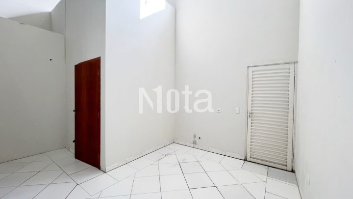 SALAO COMERCIAL